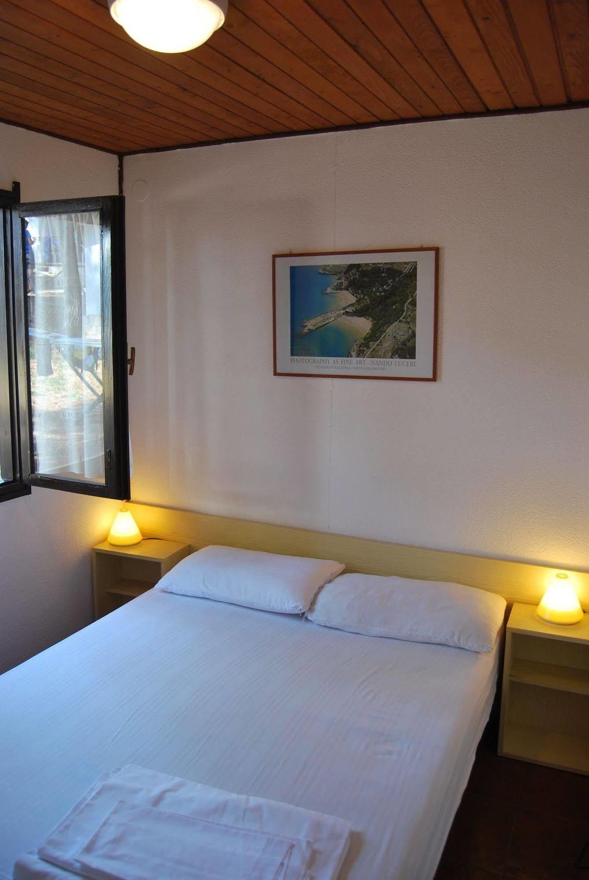 Villaggio Camping Punta Lunga Vieste Extérieur photo